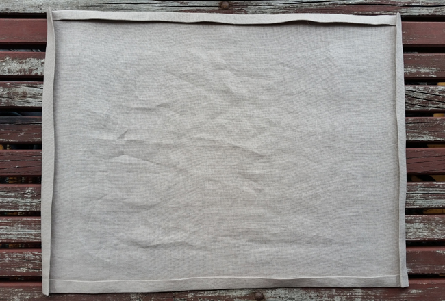 http://threadbarecloak.com/wp-content/uploads/2015/10/DIY-PROJECT__Hand-Printed-Tea-Towels-11.jpg