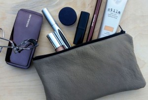 DIY PROJECT_Leather Zip Purse