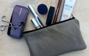 DIY PROJECT_Leather Zip Purse