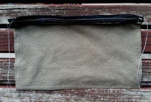 DIY PROJECT_Leather Zip Purse