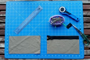 DIY PROJECT_Leather Zip Purse