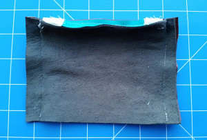 DIY PROJECT | Recycled Leather Zip Purse With Zip Tabs - Makes For Neater Zip
