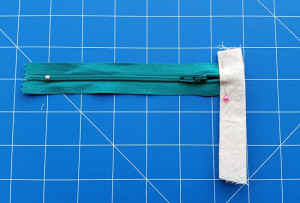 DIY PROJECT | Recycled Leather Zip Purse With Zip Tabs - Makes For Neater Zip