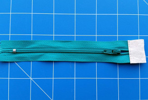DIY PROJECT | Recycled Leather Zip Purse With Zip Tabs - Makes For Neater Zip