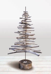 DIY Project_Driftwood Christmas Tree