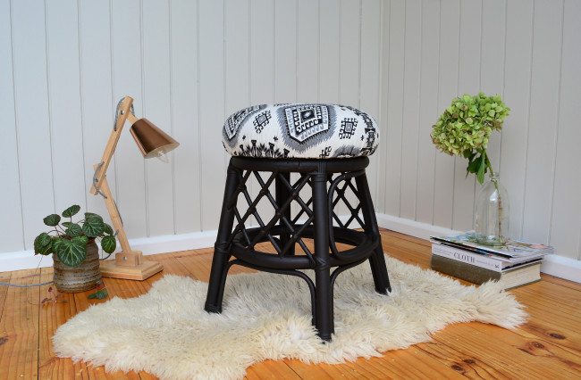 How to Reupholster a Stool - The Easy Way