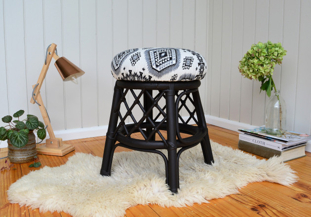 How to Reupholster a Stool - The Easy Way (1)