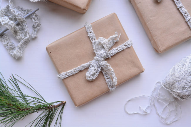 DIY GIFT | Crochet Gift Wrap Ribbon - Threadbare Cloak