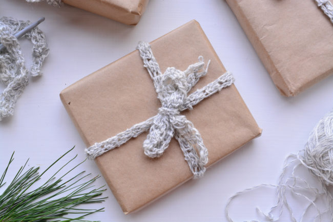 DIY GIFT | Crochet Gift Wrap Ribbon - Threadbare Cloak